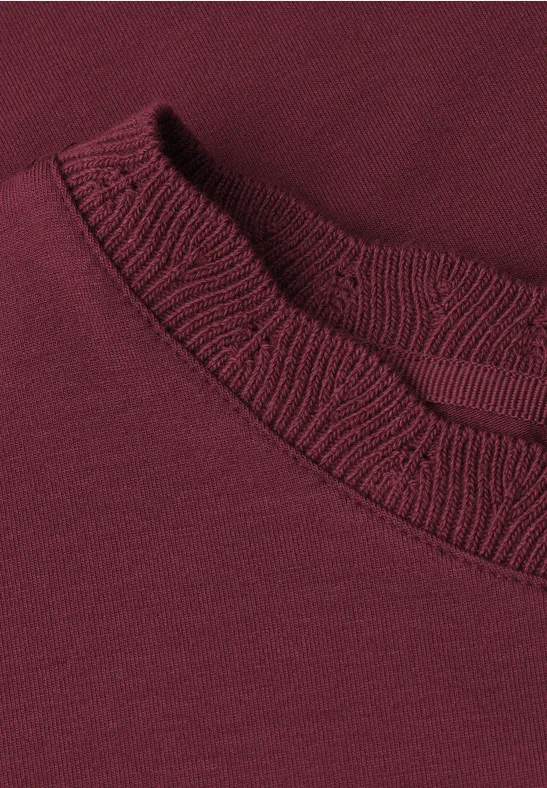 T-shirt à col rond avec bande décorative truffle red