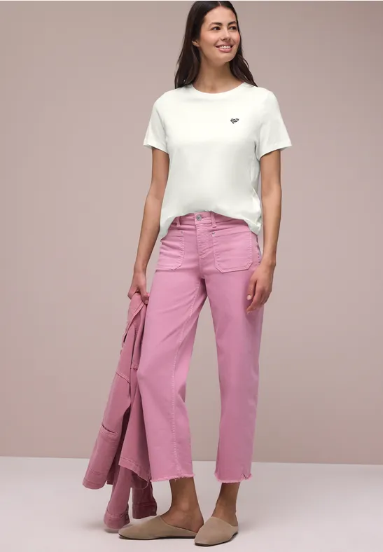 T-Shirt mit Rundhals und Herzdetail off white