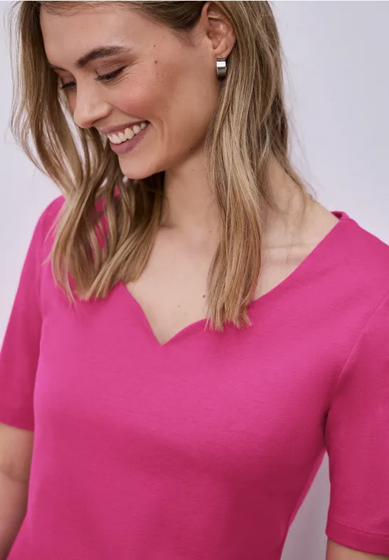 T-shirt à manches courtes avec encolure en cœur magenta dream