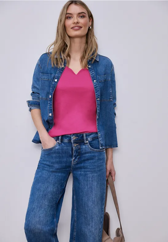 T-shirt à manches courtes avec encolure en cœur magenta dream