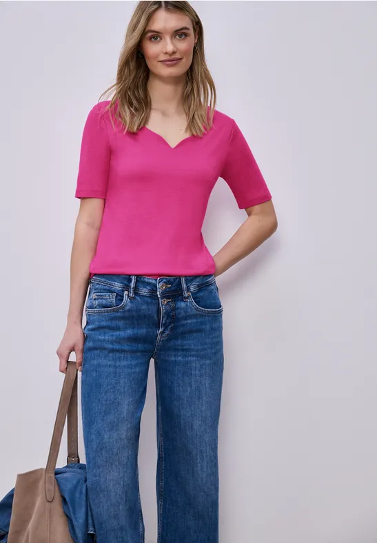 T-shirt à manches courtes avec encolure en cœur magenta dream