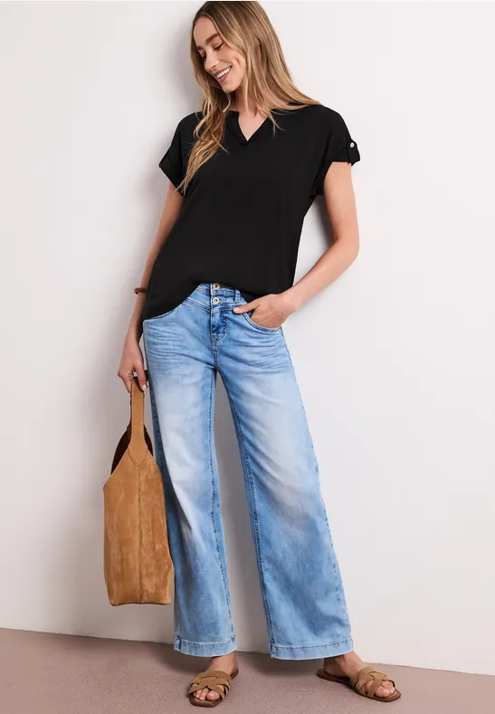 T-Shirt mit Split Neck und Knopfdetails Black