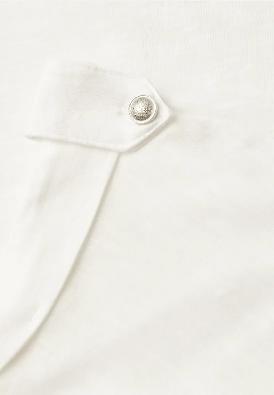 T-Shirt mit Split Neck und Knopfdetails off white