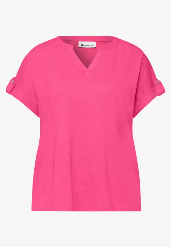 T-Shirt mit Split Neck und Knopfdetails magenta dream