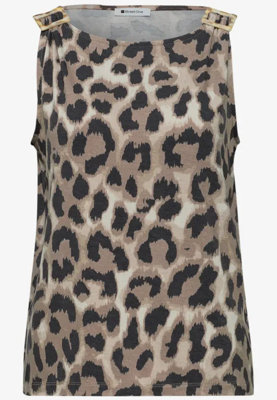 Mouwloos dames topje met luipaardprint in beige en zwart, gouden kettingdetails op de schouders.