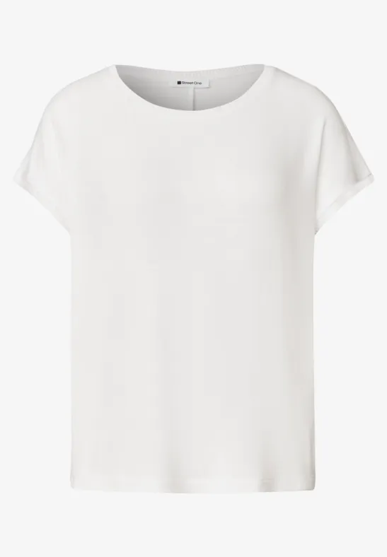 Vue de face d’un T-shirt blanc épuré à manches courtes et col rond.