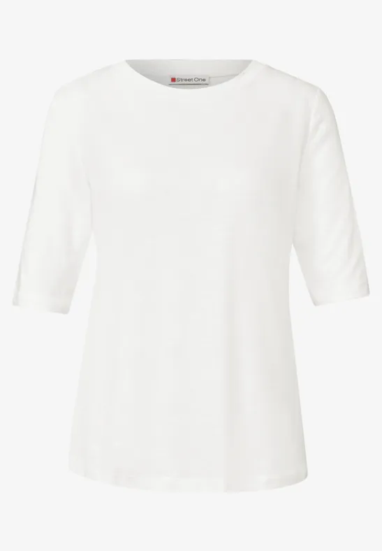 Ein schlichtes weißes T-Shirt mit rundem Ausschnitt und halblangen Ärmeln.