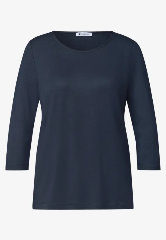 Dunkelblaues, schlichtes Damen-Shirt mit 3/4-Ärmeln und rundem Ausschnitt.