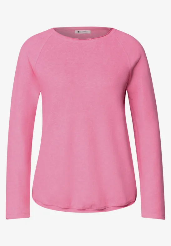 Ein schlichtes pinkes Langarmshirt mit rundem Ausschnitt