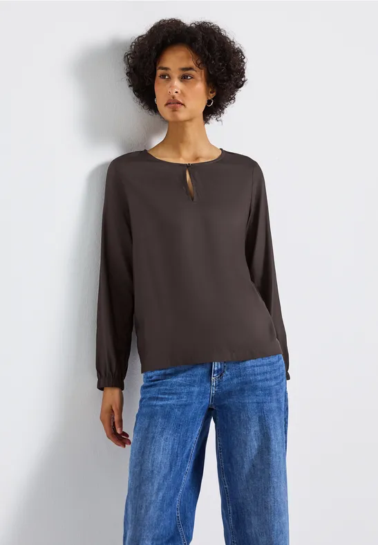 Rundhalsbluse mit Cut-Out deep roast brown