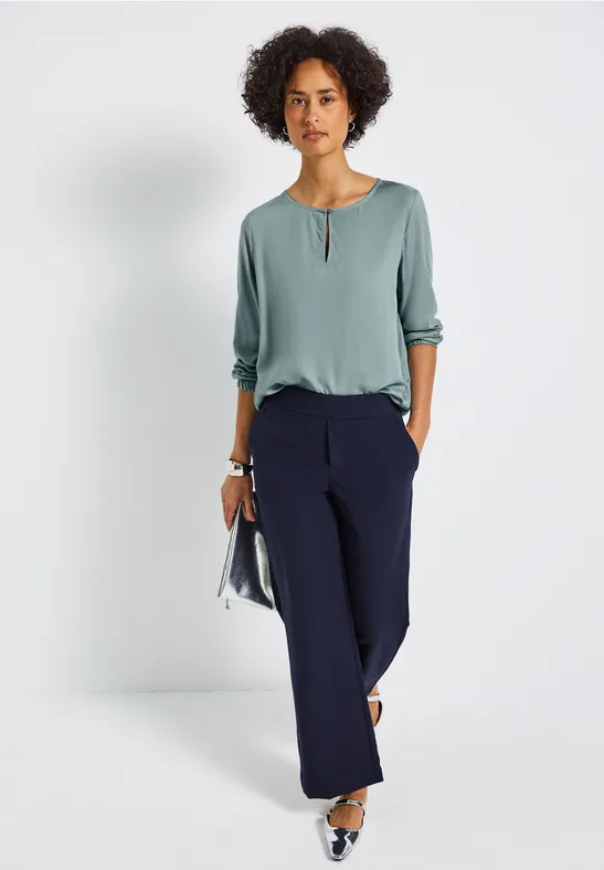 Rundhalsbluse mit Cut-Out arona blue