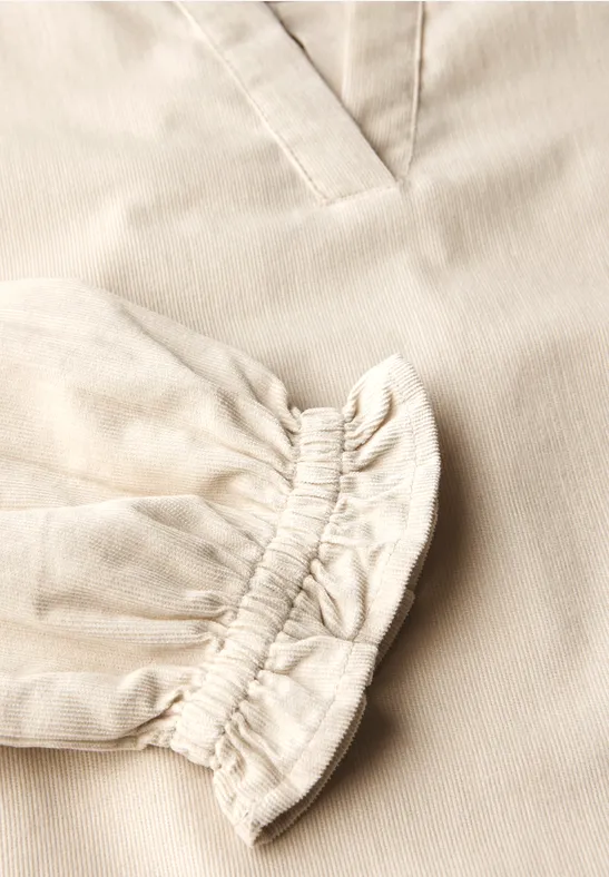 Blouse en velours côtelé avec détails à volants malted beige