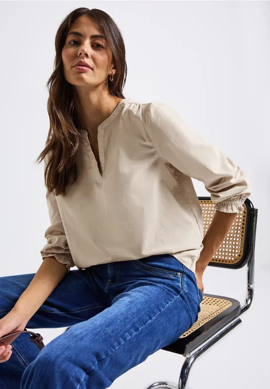 Blouse en velours côtelé avec détails à volants malted beige