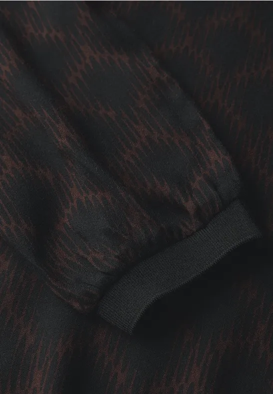 Print-Bluse mit Elastiksaum Black