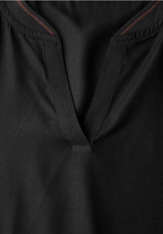Split Neck Bluse mit Tape Black