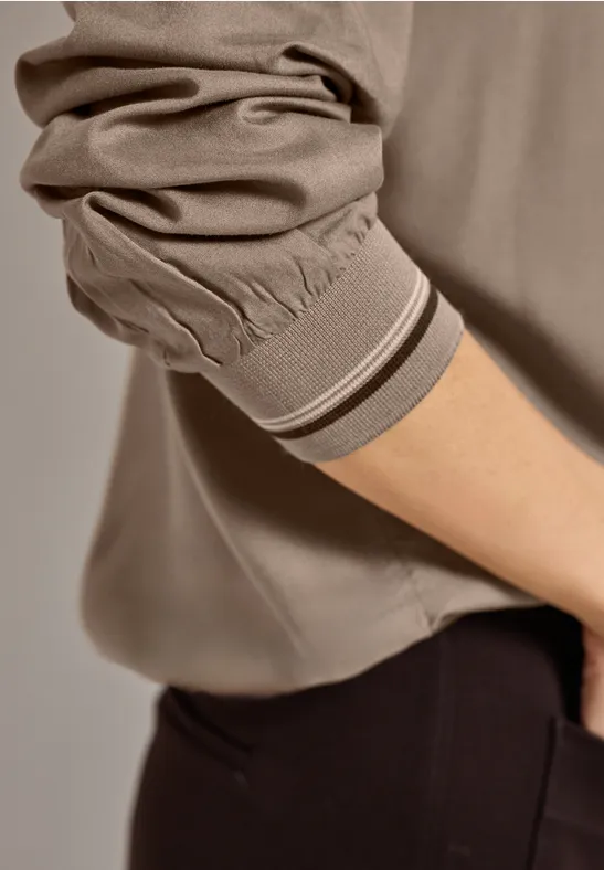 Split Neck Bluse mit Tape bark brown