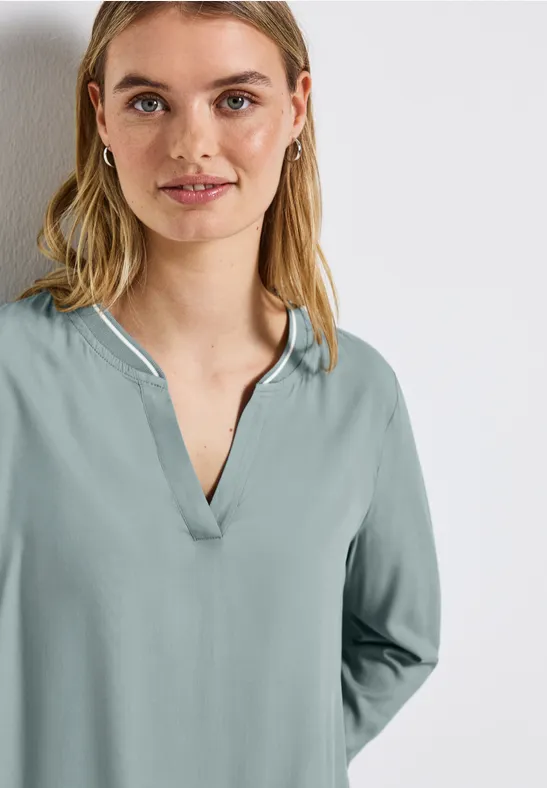Split Neck Bluse mit Tape arona blue
