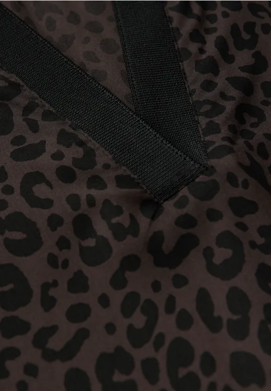 Leo Split Neck Bluse darkest brown