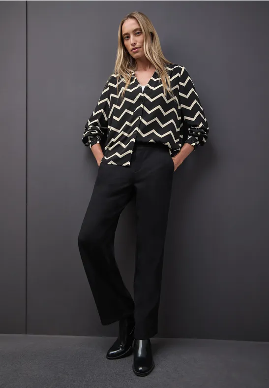 Bluse mit Zick-Zack-Muster Black