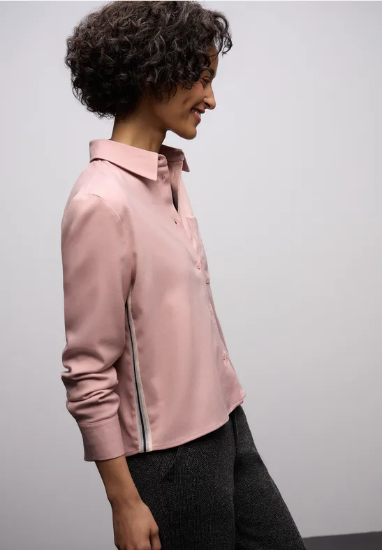 Gemêleerde blouse met tape powder pink mel.