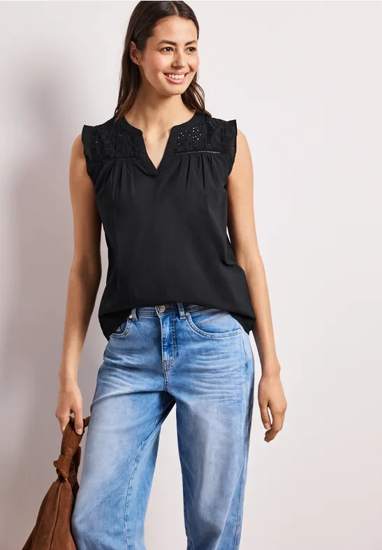 Blousetop met gespleten hals en shiffley-details Black