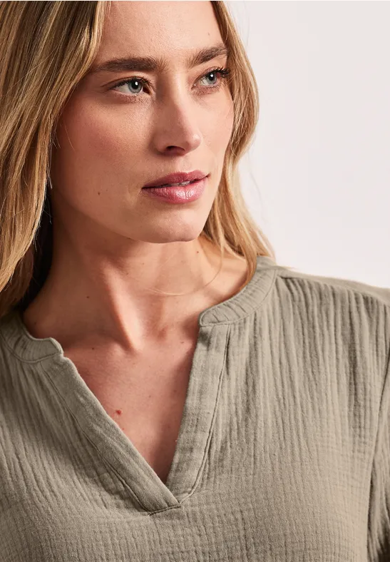 Blouse à manches courtes en qualité mousseline timeless beige