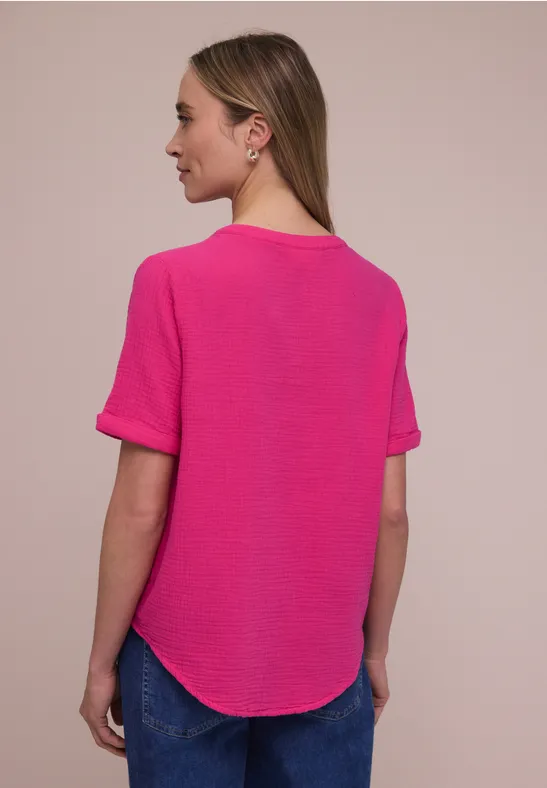 Kurzarm Bluse in Musselinqualität magenta dream