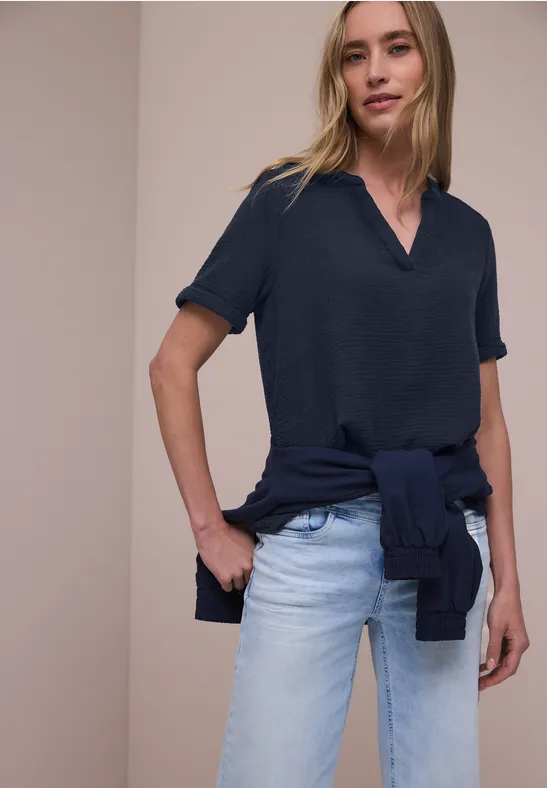 Blouse à manches courtes en qualité mousseline shadowed navy