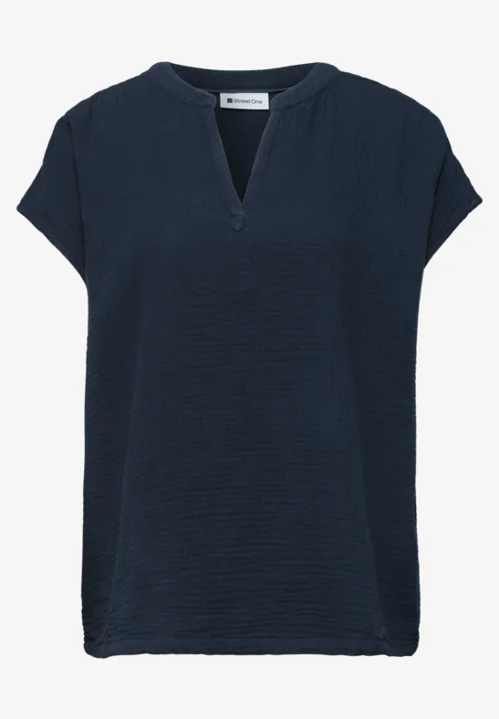 Dunkelblaue kurzärmelige Bluse mit V-Ausschnitt und leicht strukturierter Optik.