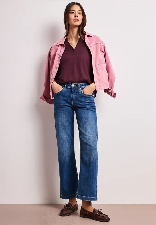 Dropped Shoulder Bluse mit Split Neck truffle red