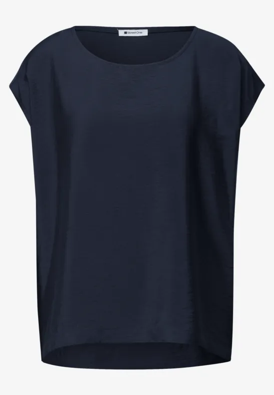 Dunkelblaues Damen-Shirt mit kurzen Ärmeln, Rundhalsausschnitt und leicht verlängerter Rückenpartie.