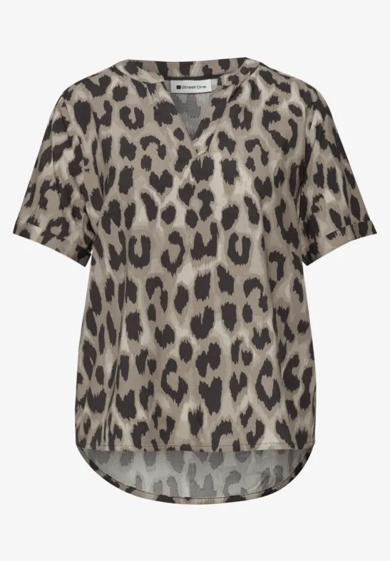 Bluse mit Split Neck und Animal Print timeless beige