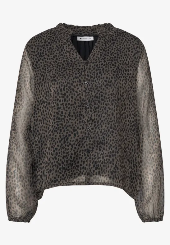 Leichte Chiffonbluse mit dezentem Leopardenmuster, V-Ausschnitt, langen Ärmeln und lockerem Saum.
