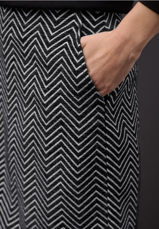 Żakardowa spódnica w zygzak Black