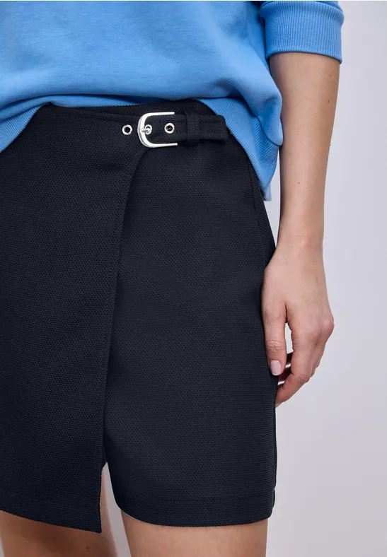 Skort longueur genou avec boucle shadowed navy