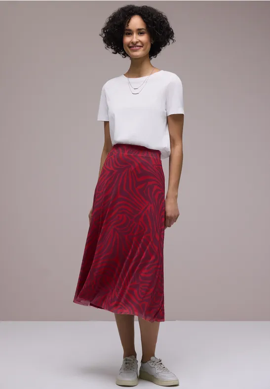 Gedessineerde rok salsa red