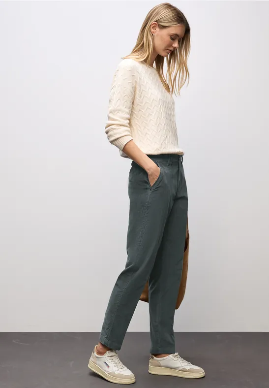Softe Velvet Chino balsam green