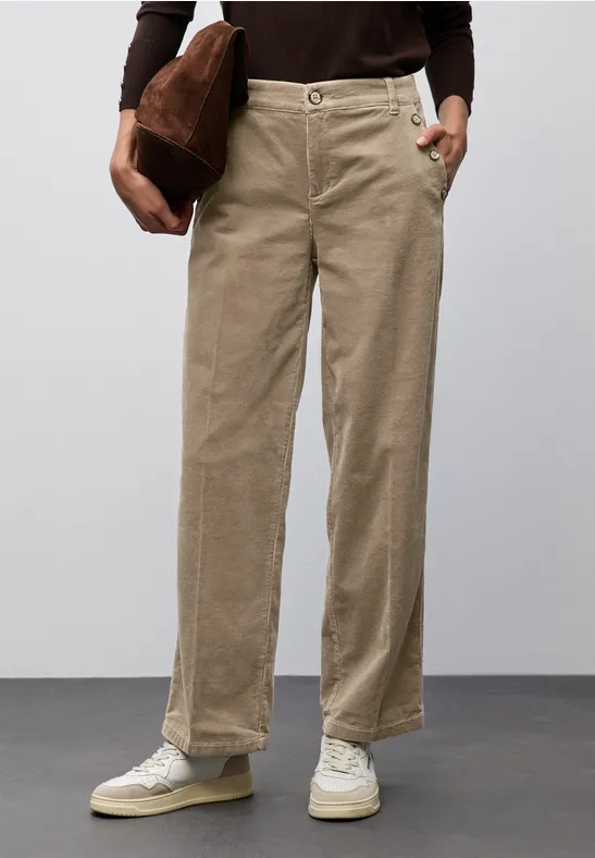 Straight Leg Cordhose flowing beige