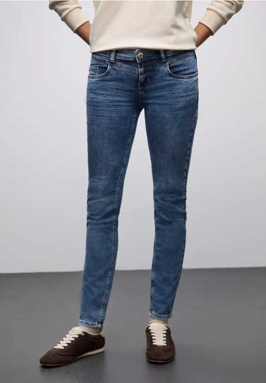 Jeans im Slim Fit light blue authentic washed
