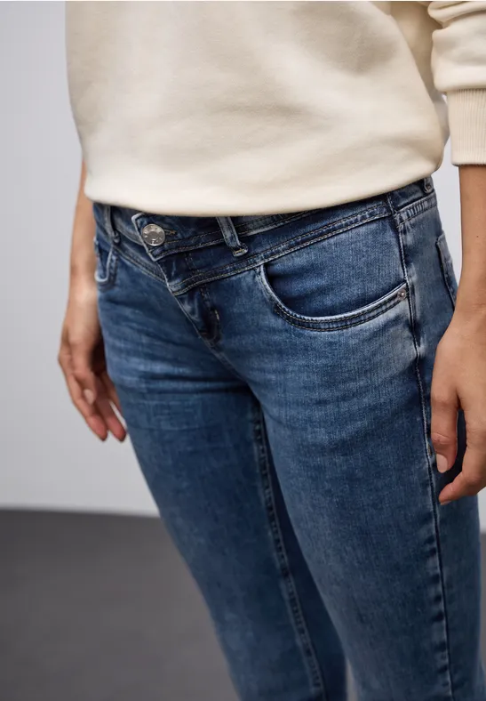 Jeans im Slim Fit light blue authentic washed
