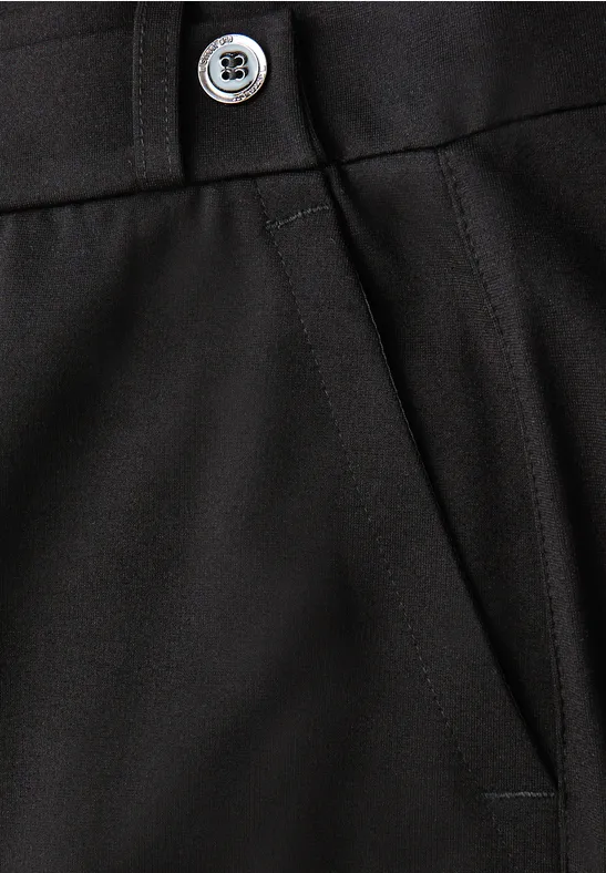 Straight Leg Hose Black