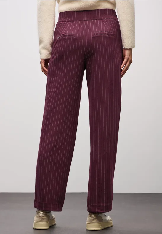 Straight Leg Hose noble red