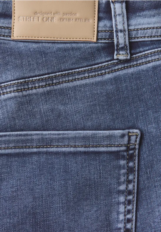 Straight Leg Destroyed Jeans authentic mid blue