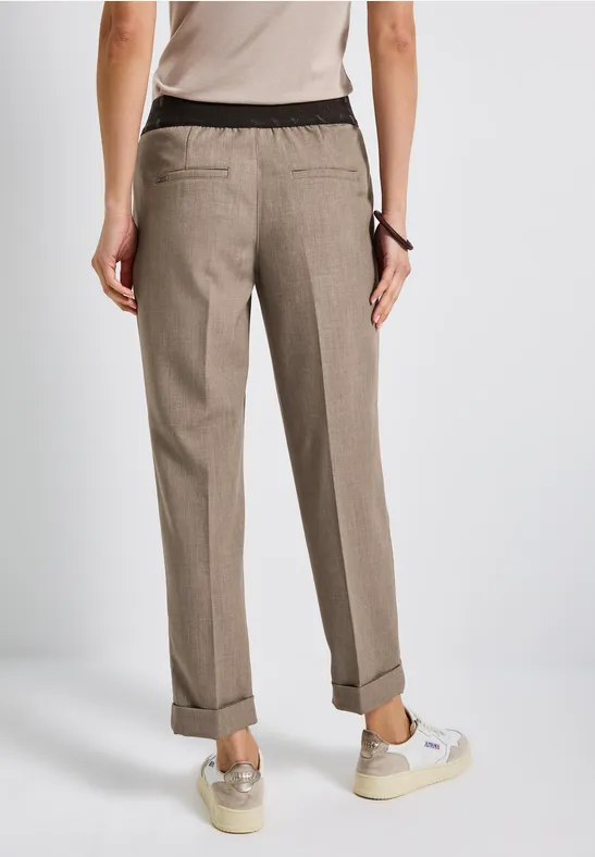 Chino met tailleband bark brown