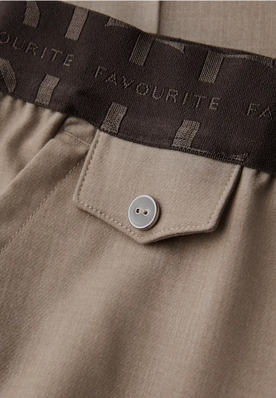 Chino met tailleband bark brown