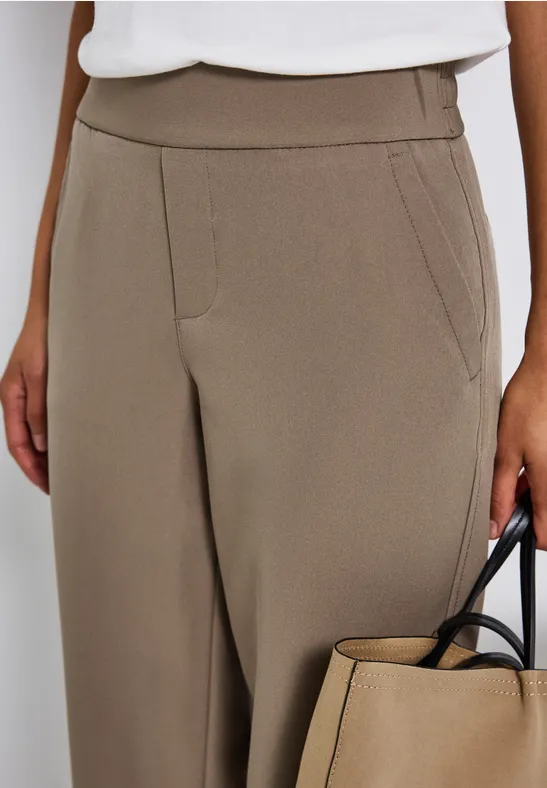 Pantalon en sergé Straight Legs bark brown