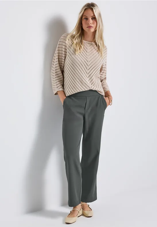 Pantalon en sergé Straight Legs balsam green