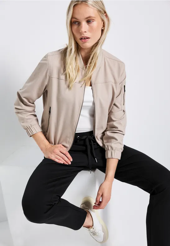 Loose Fit Hose Black