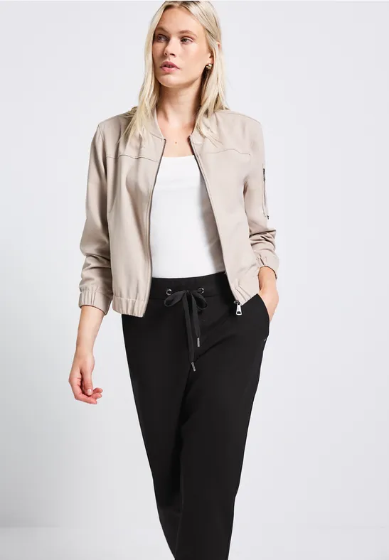 Loose Fit Hose Black
