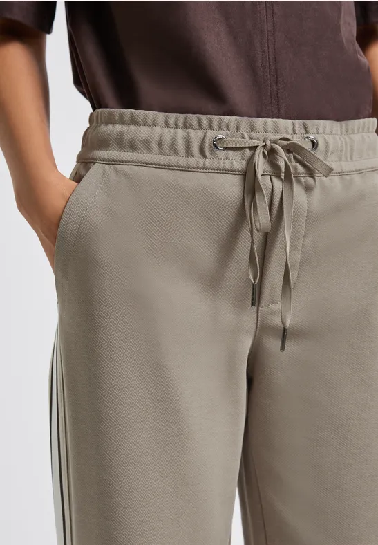 Hose mit Gallonstreifen bark brown